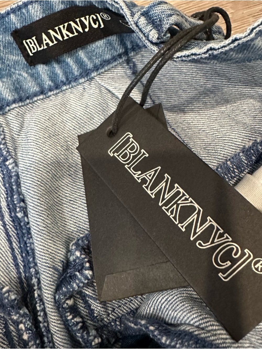 Blank NYC Light Blue Denim Jeans - Picture 5 of 8